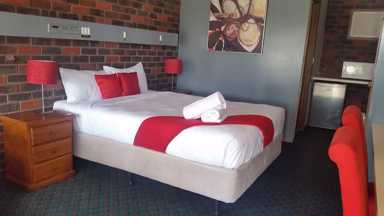 Wentworth Club Motel 외부 사진